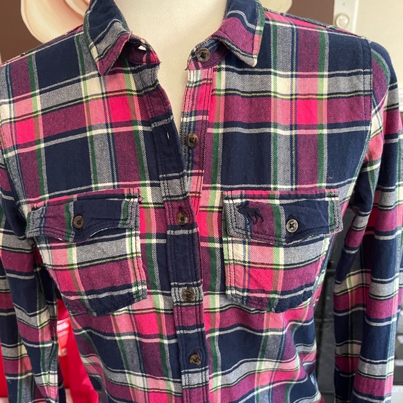 Abercrombie & Fitch Women’s Plaid Shirt - Picture 6 of 8